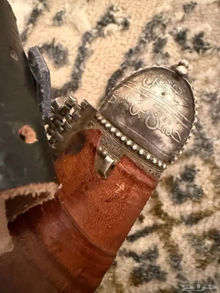 خنجر زراف مطرح ثلاث   تم البيع 8