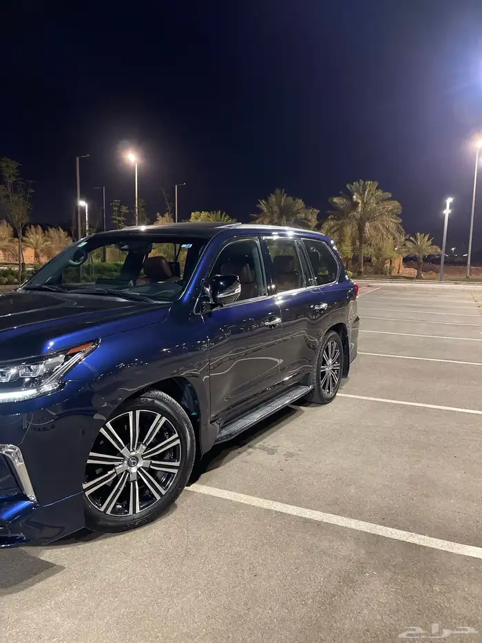 للبيع جيب لكزس LX570S بودي بلد 2