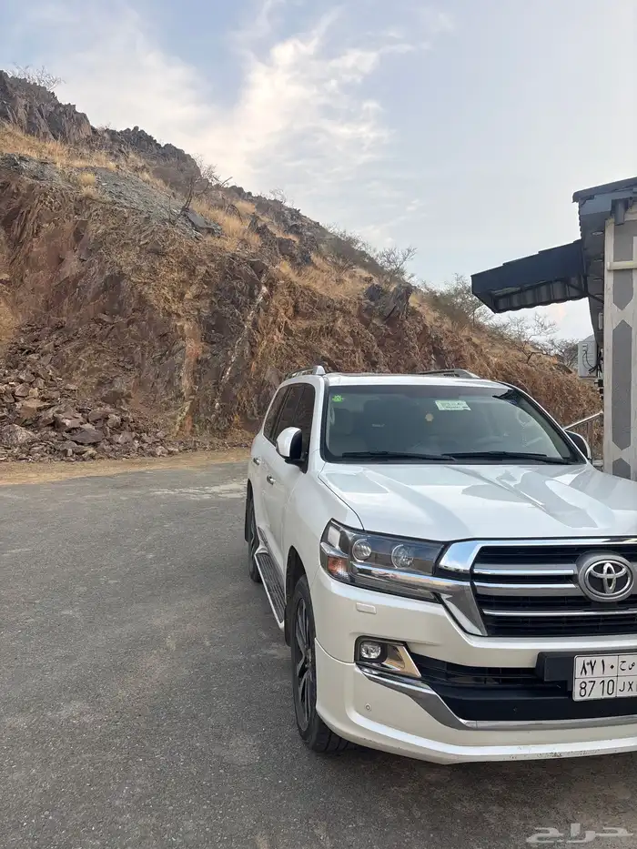 لاند كروزر 2019 فل الفل 1