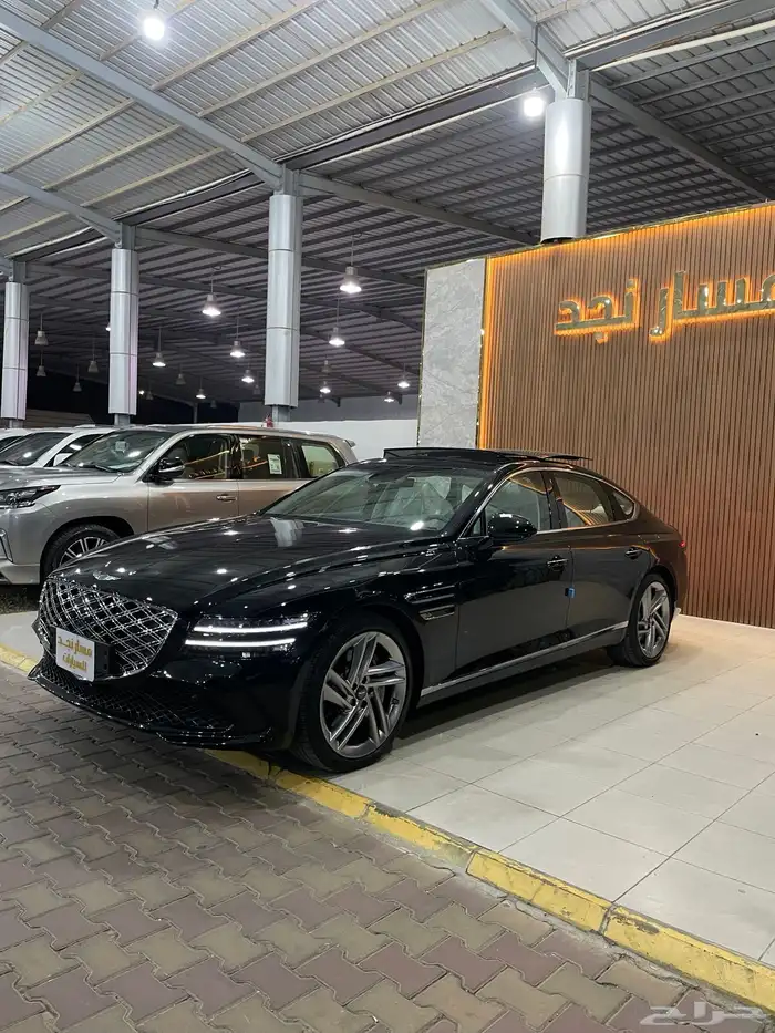 جنسس G80 موديل 2025 رويال فل كامل 6