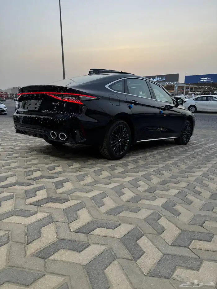 شيري اريزو 8 موديل 2025 كمفورت ولاكجري 10