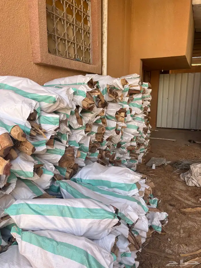 مستورد المستورد شرط يابس وشلايخ خايش ع 60 ريال 0