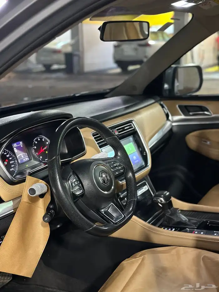 ام جي اكبر فئه 3 صفوف 12