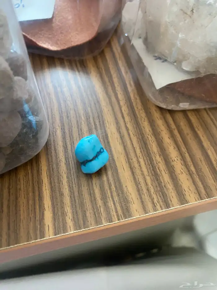 حجر فيروز على السوم 0