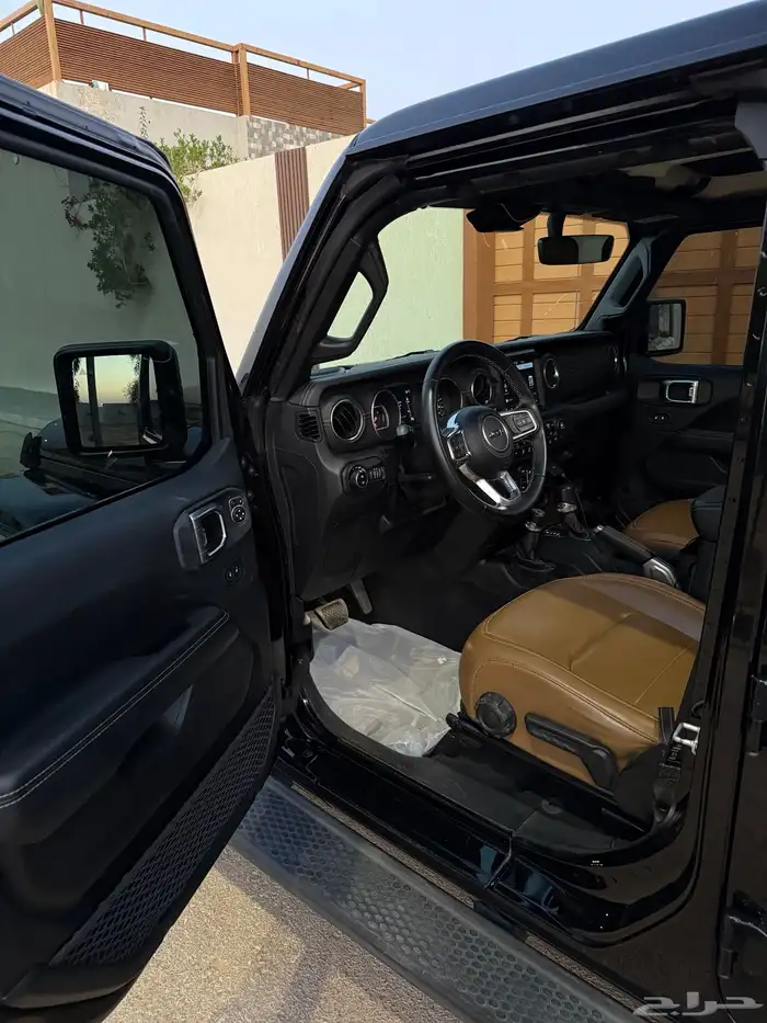 جييب رانجلر صحارى 2021 ( نظييف) V6 9