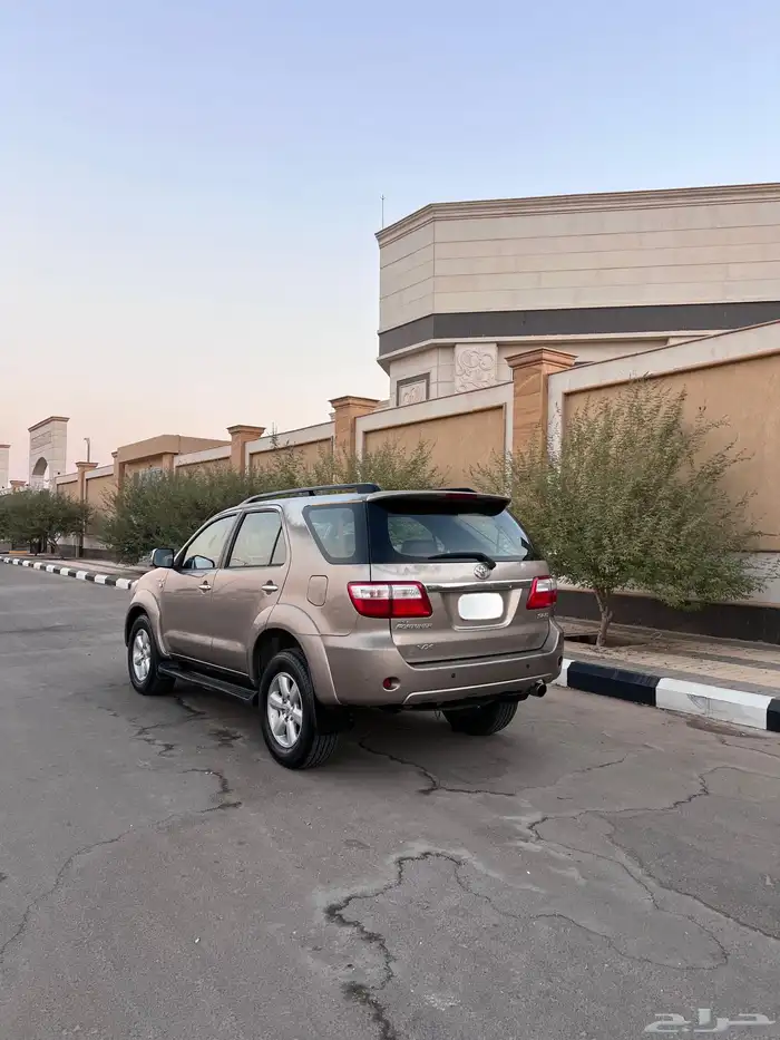 فورتشنر 6 سرندل 2011 1