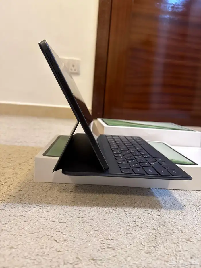 اونر ماجيك باد 2 جديد مع كيبورد جديد ايضا لا يوجد قلم جديد 6