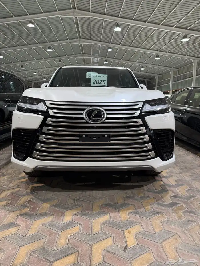 لكزس LX600 BB سعودي موديل 2025 1