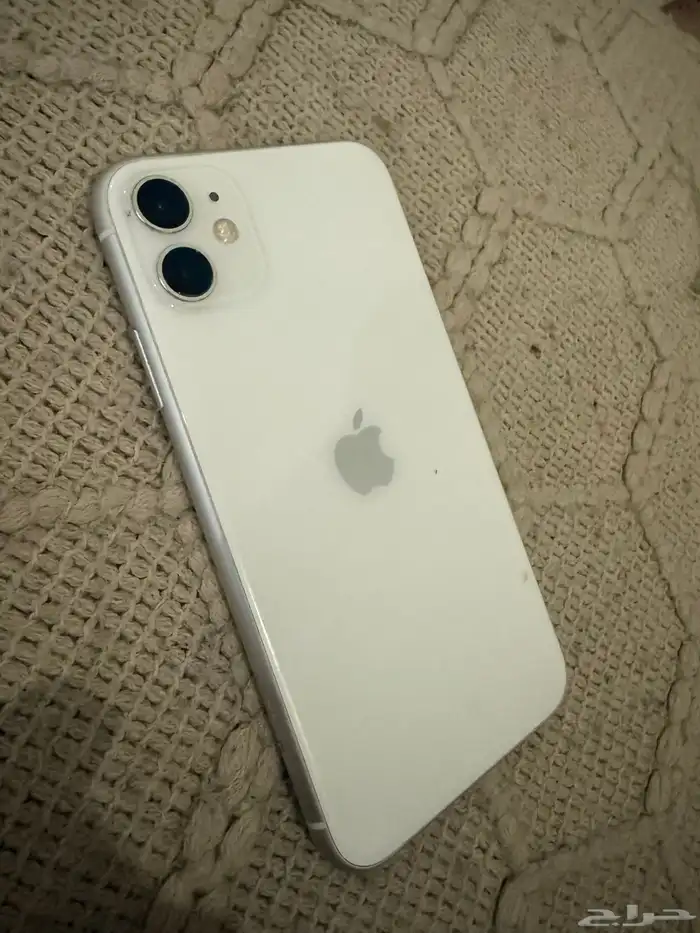 ايفون 11 ابيض 0