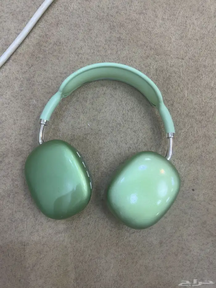 سماعة بلوتوث نظيفة ب 70 0