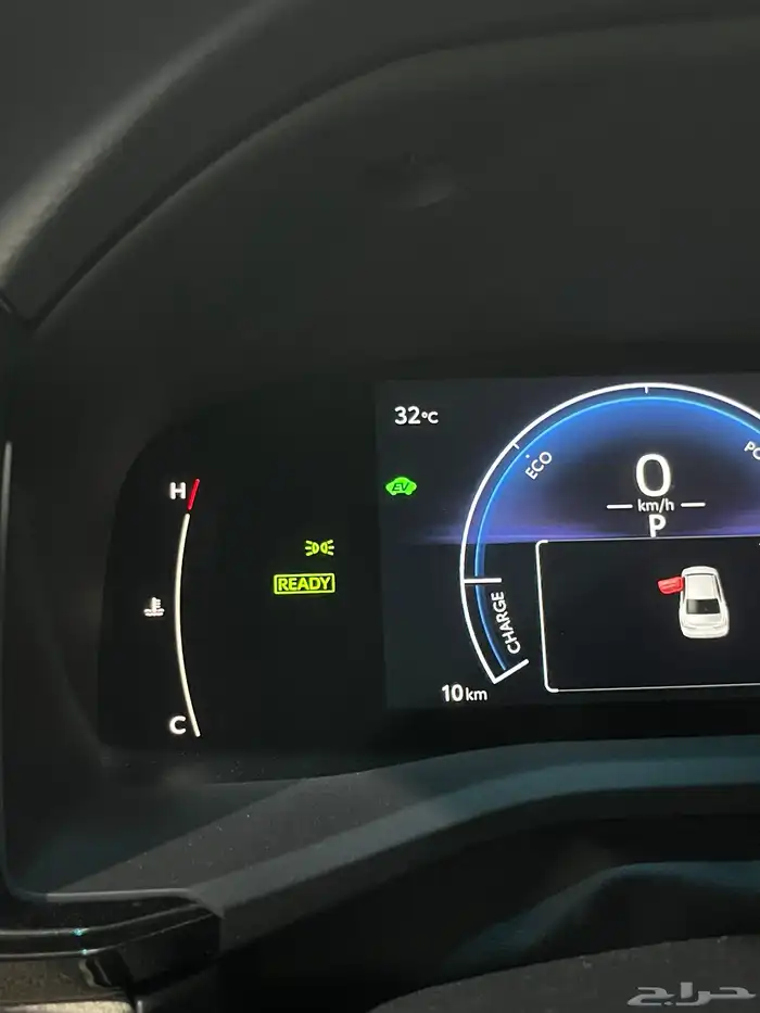 كامري E هايبرد 2025 11