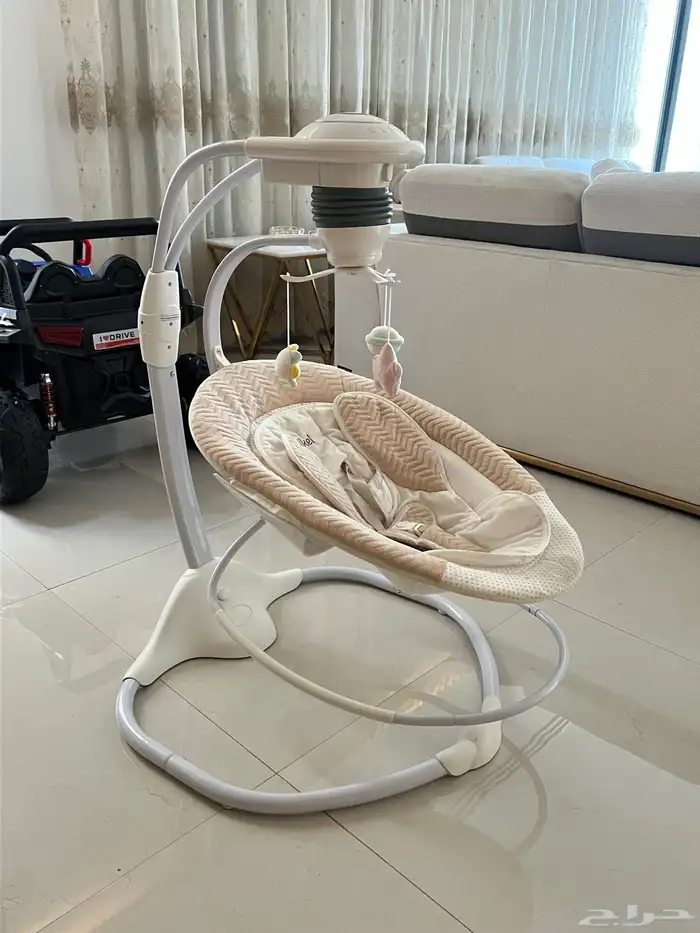 مهد اطفال هزاز مع كرسي صغير 5