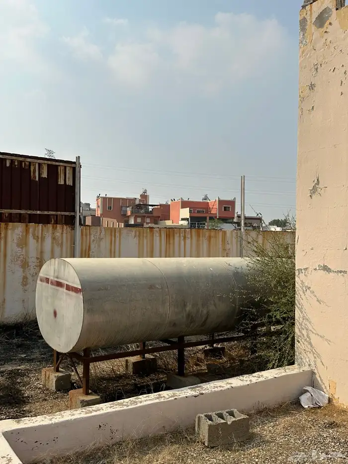 للبيع خزان 2