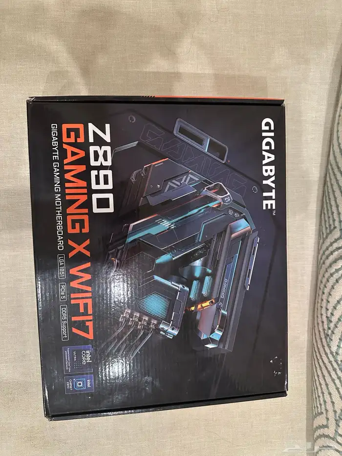 ماذربورد Z890 من GIGABYTE 0