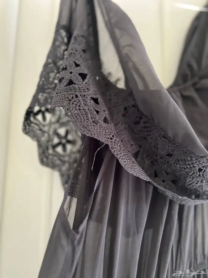 فساتين وجزم بأسعار مناسبه 4