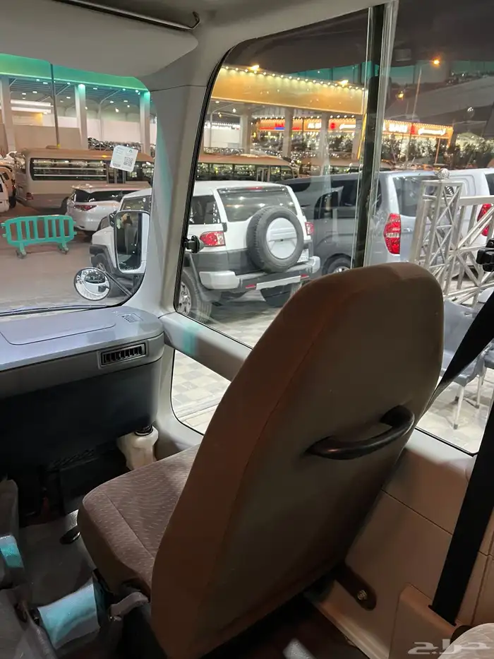 للبيع باص تويوتا كوستر موديل 2020 ديزل 23