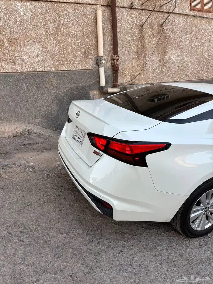 نيسان التيما 6