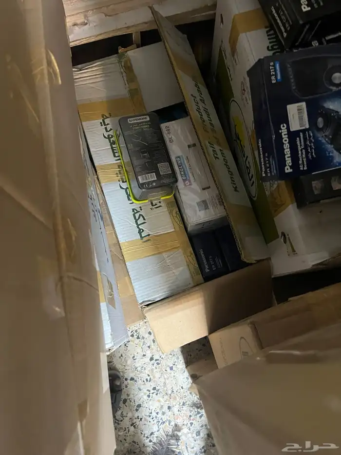 بضاعة عبارة عن ساعات راديو مكاين حلاقه وغيرها واكسسورات 14