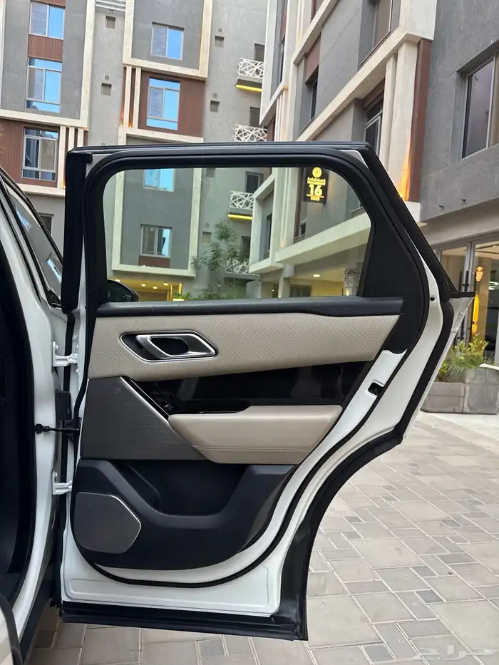 Land Rover Velar R 2019 25