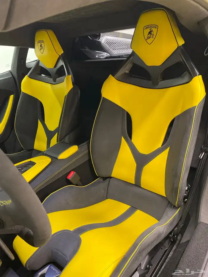 لامبورجيني ريفويلتو 15