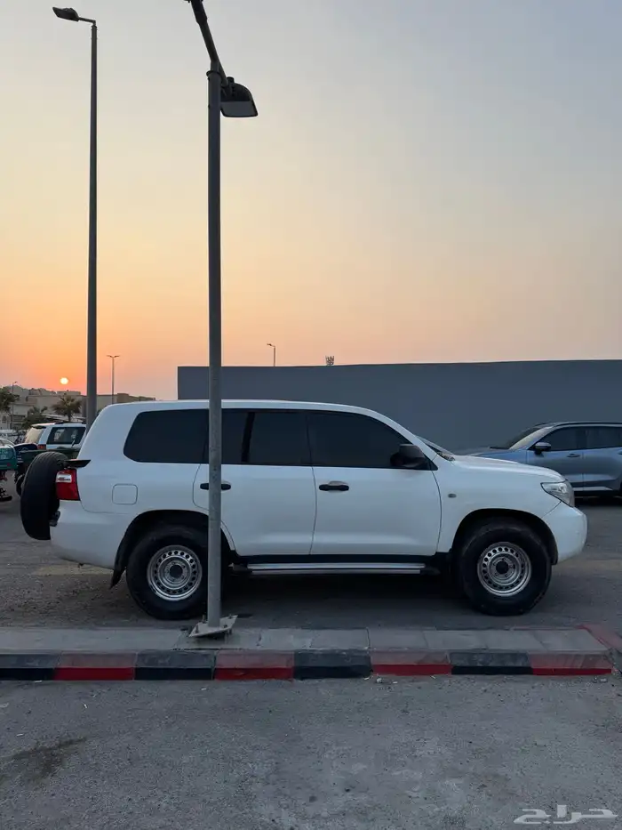 لاندكروزر 2013 0