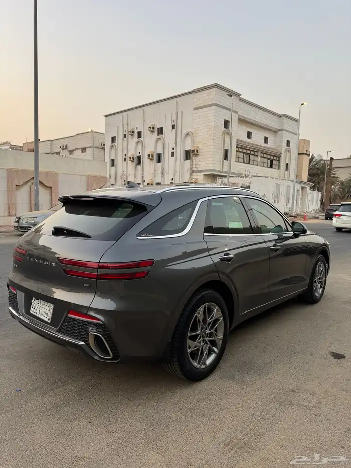 جنسس GV70 موديل 2021 4