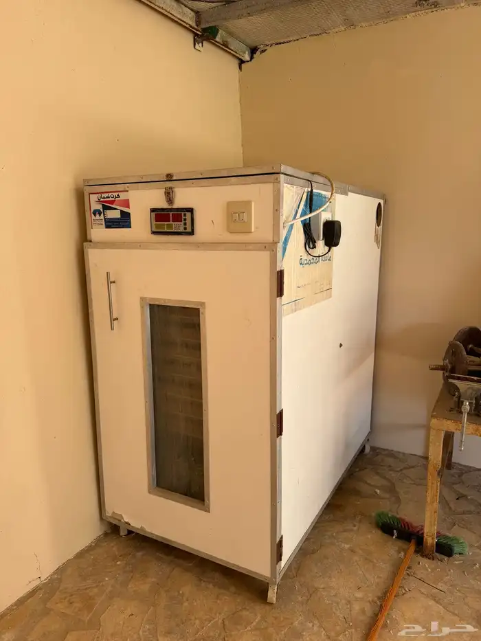 فقاسة بيض و تانكي ماء 0