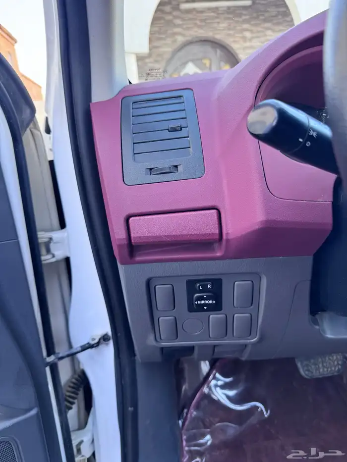 هايلوكس ( مخزن بريمي ) 95