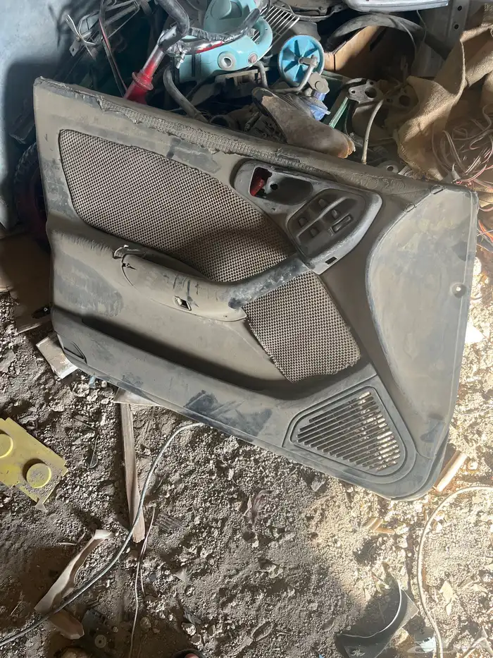 قطع سيارة سوبارو موديل 98 7