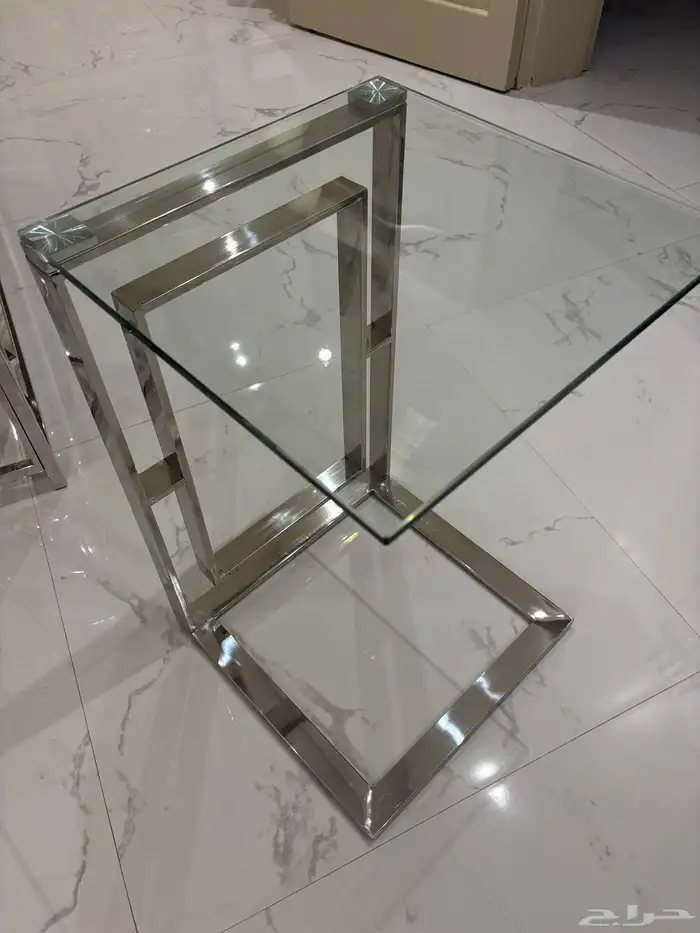 طاولات خدمة 1