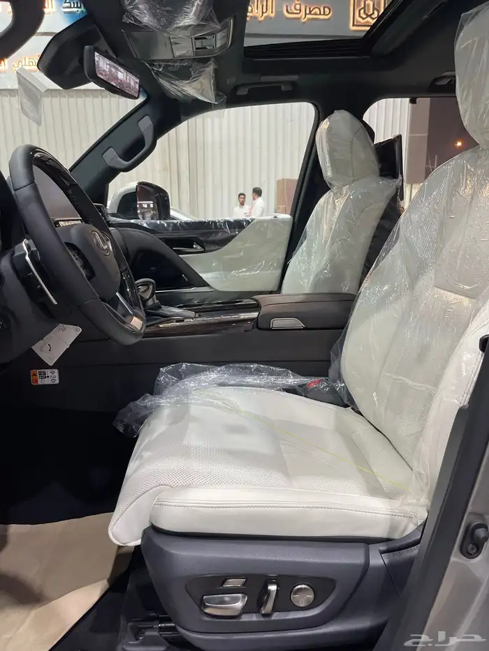 لكزس Lx BB سعودي عدةالوان بطاقه كاش اقساط 23