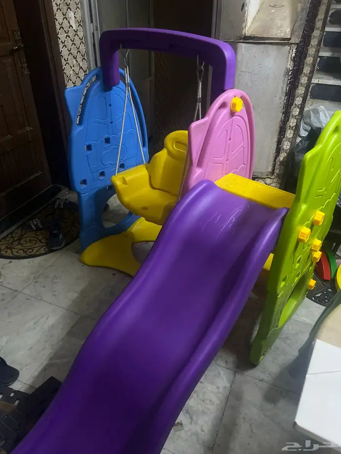 مرجيحة مع زحليقه 0