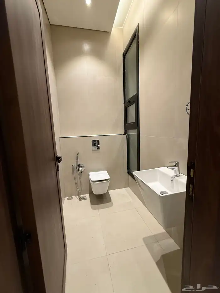 تاون هاوس ارضي للبيع بحي الصفا 3