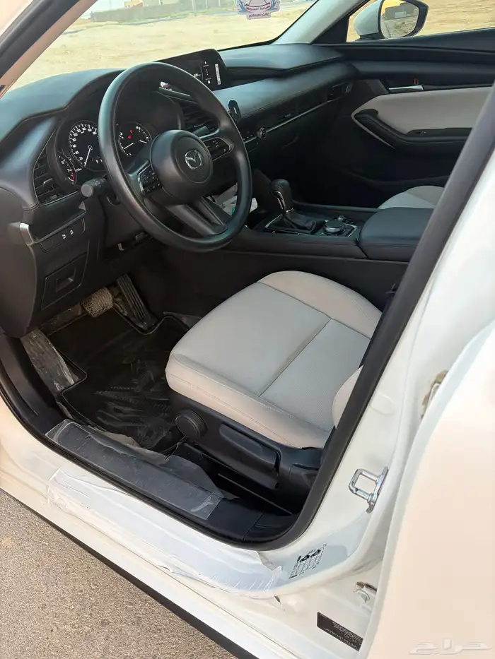 مازدا 3 موديل 24 للبيع 6
