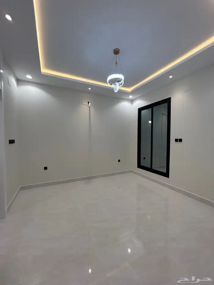 للبيع شقق علوية وأرضية تشطيب VIP أبها حي الزهورة 10