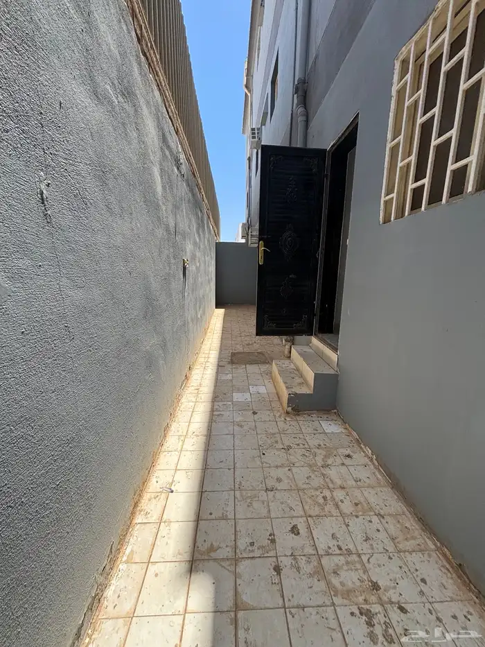 للبيع شقق تمليك مجدده حي الريان ب 350 الف 15