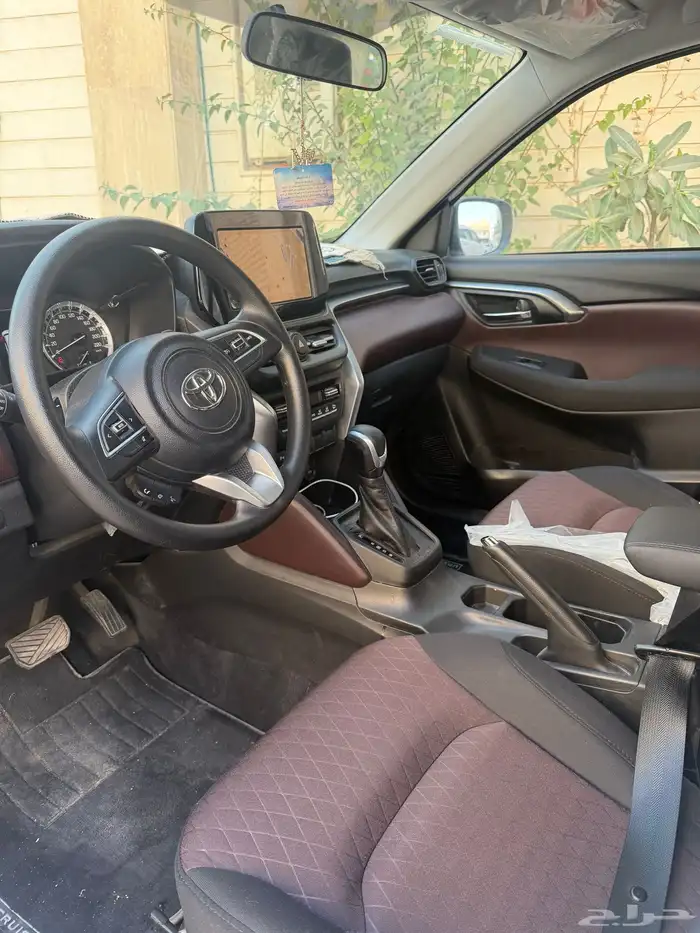 للبيع اوربان كروز توسوتا 2025 3