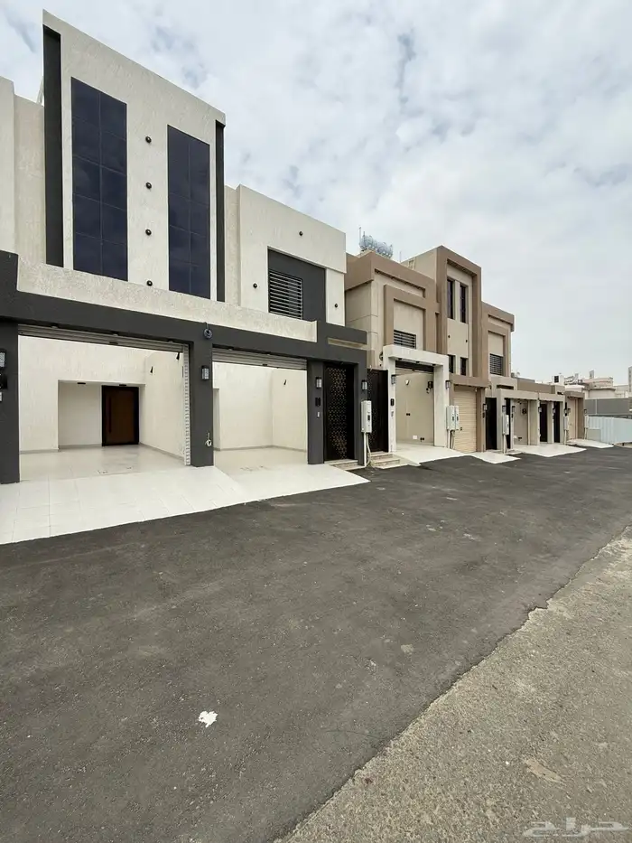 للبيع ارواف ارضيه وعلويه بحوش وسطح خاص الزهور المحاله ابها 2