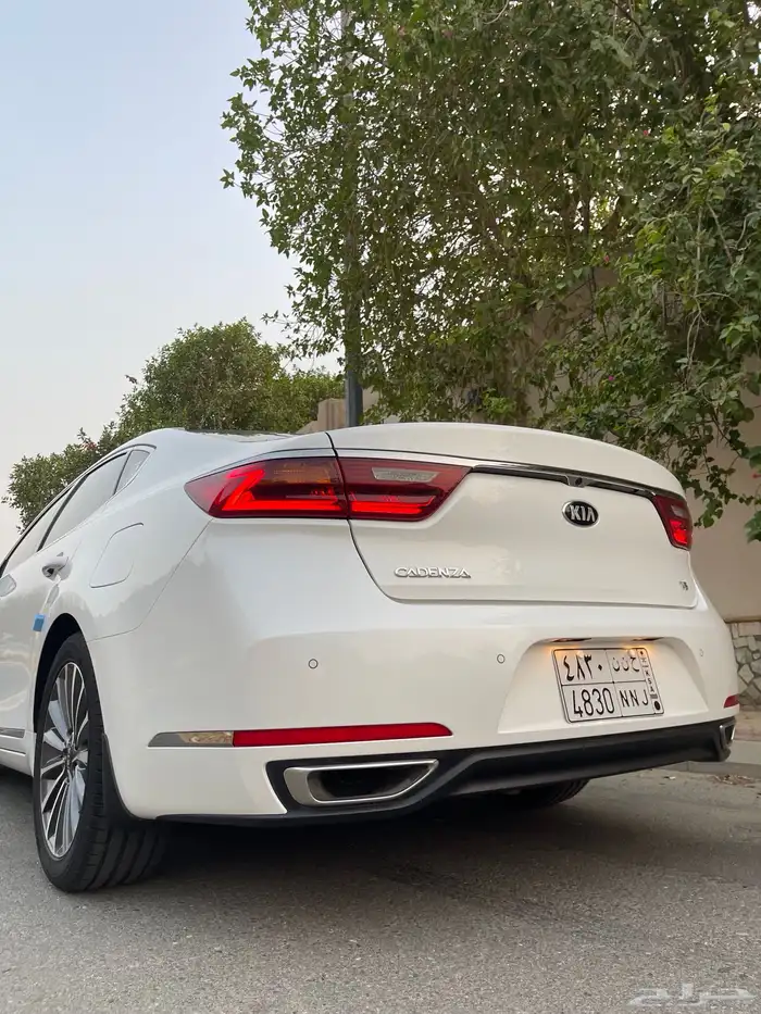 كيا كادينزا 2018 شبه الاصفار 25