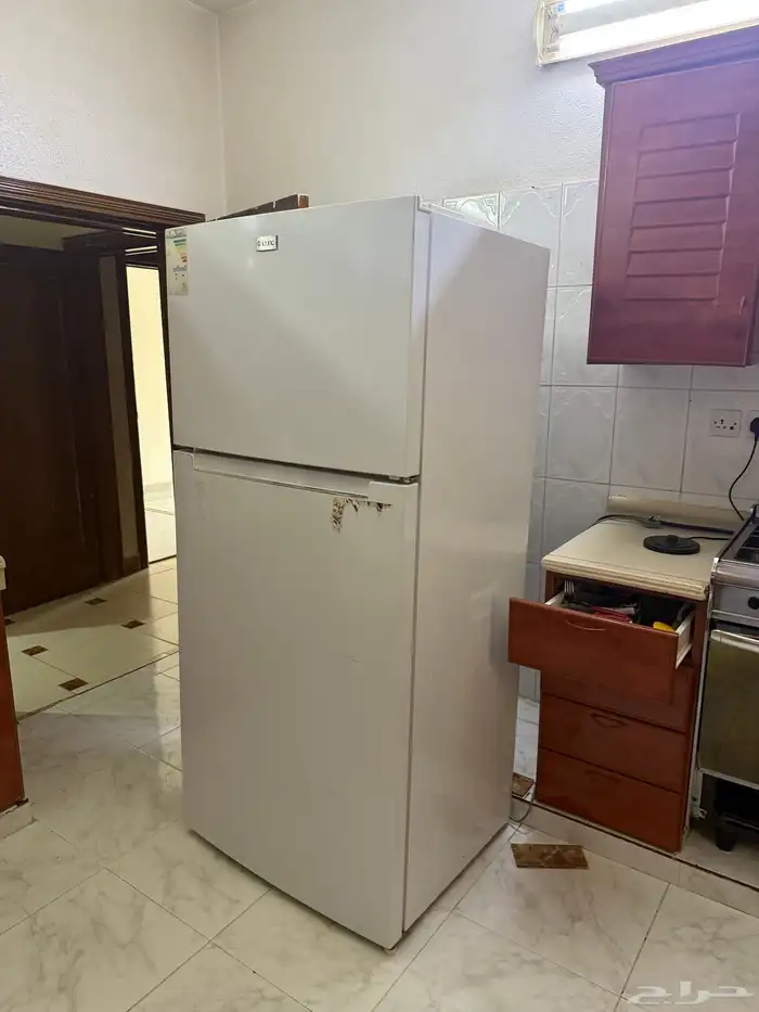 ثلاجة للبيع 1