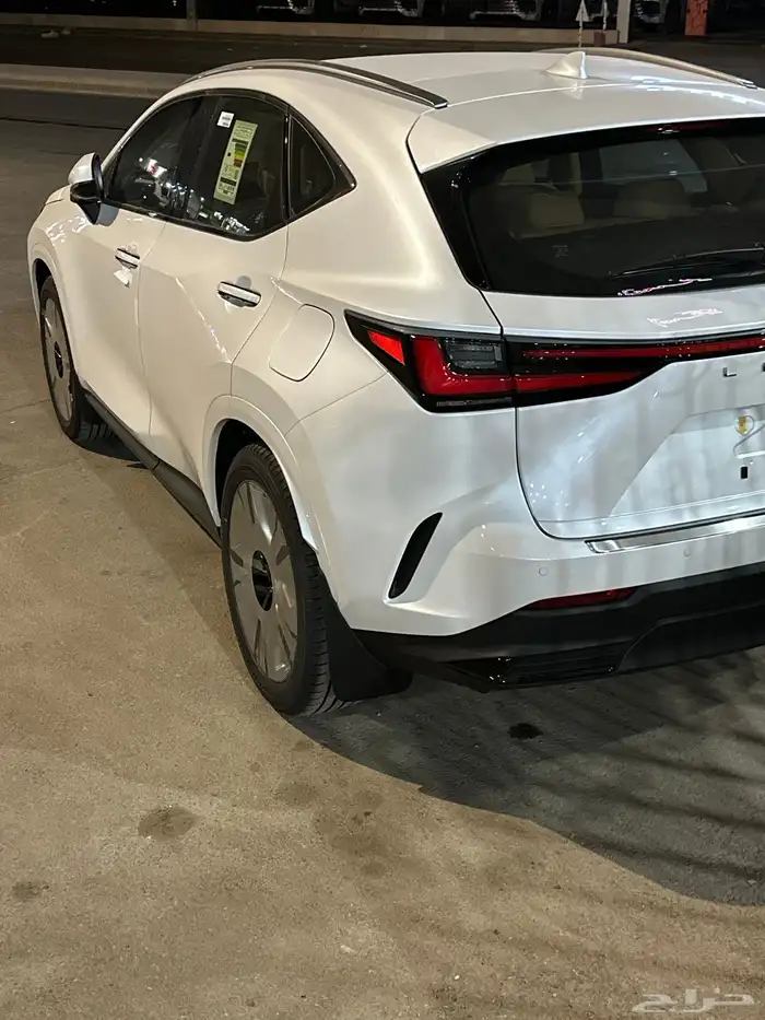 لكزس 2025 NX350 فئه AA خليجي ضمان عبداللطيف 5