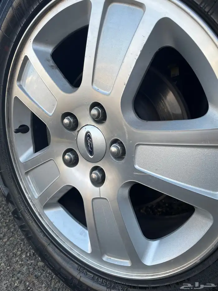 فورد فكتوريا 11 بودي ومحركات بلد 39