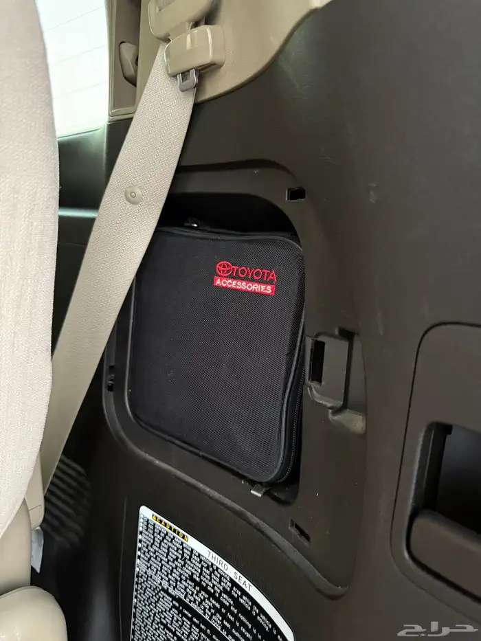 جيب لاندكروزر 2011((مخزن )) 45