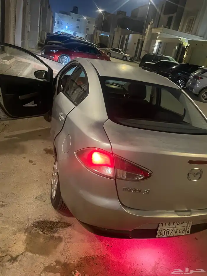 مازدا 2 2011 للبيع 10