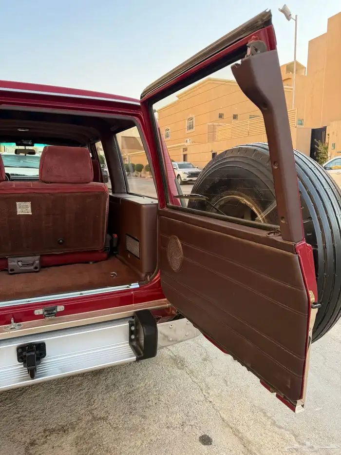 نيسان باترول صالون SGL 10