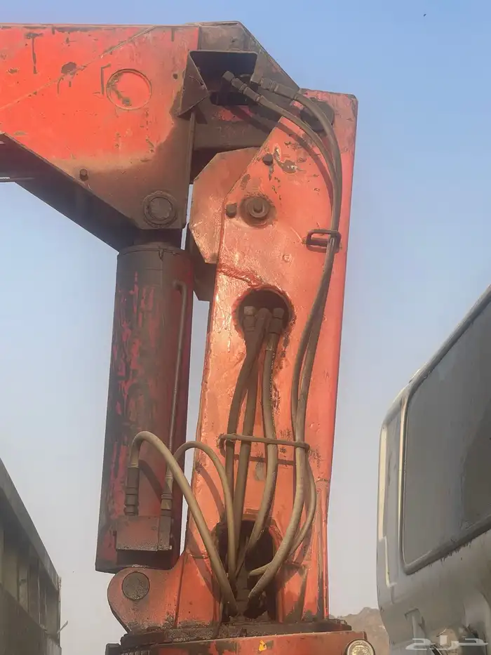 ونش يونك 330نضيف للبيع مكه 0