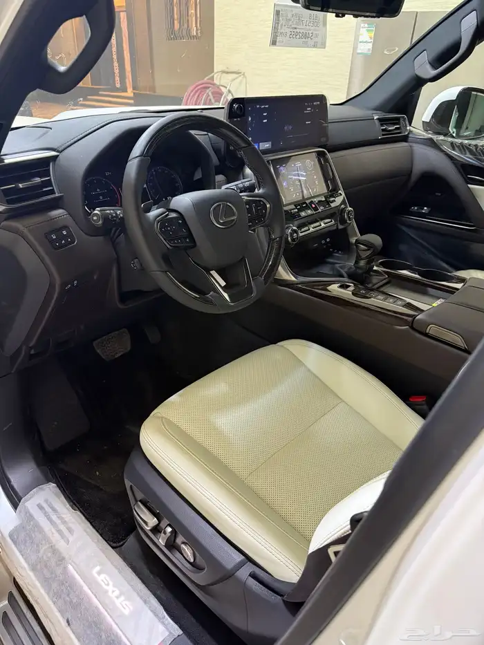 لكزس Lx600 BB 2025 اصفار 13