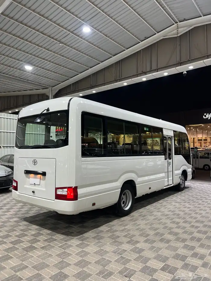 للبيع باص تويوتا كوستر موديل 2020 ديزل 5