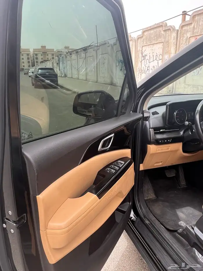 كيا كرنفال 2021 ( ديزل ) فل كامل بحالة الوكالة 6