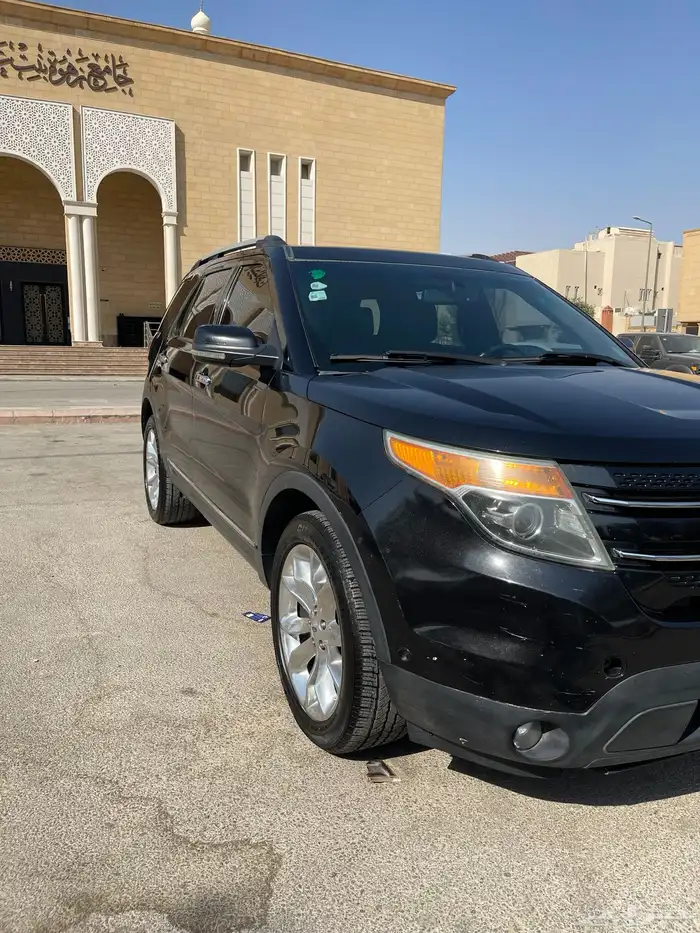 فورد اكسبلورر ليمتيد 2013 4